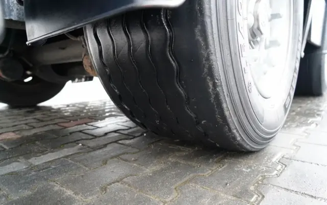 DAF FH 460 / ZESTAW TANDEM / 120 M3 / PRZEJAZDOWY / I-SAVE / KLIMATYZACJA POSTOJOWA / OŚ PODNOSZONA / OŚ SKRĘTNA / PLANDEKA ZBROJONA 