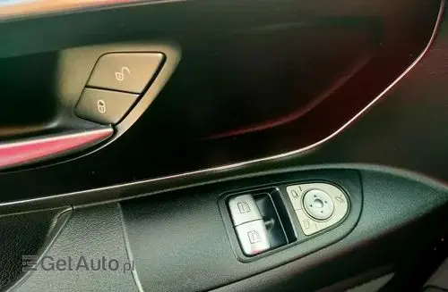 MERCEDES-BENZ Marco Polo 