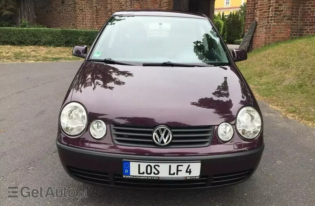 VOLKSWAGEN Polo 