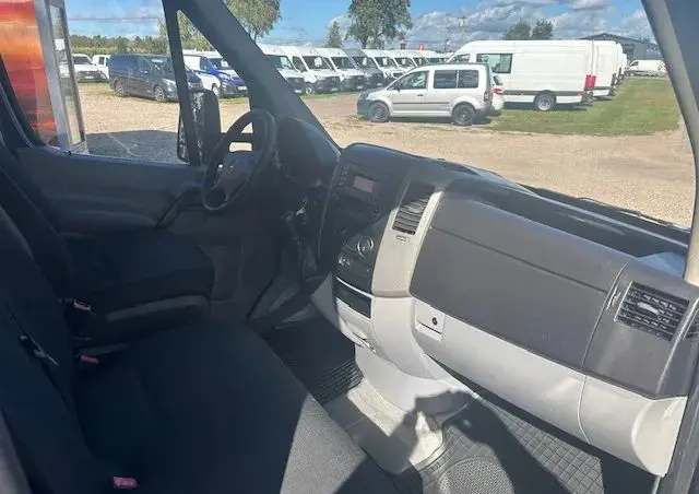 MERCEDES-BENZ Sprinter 319 