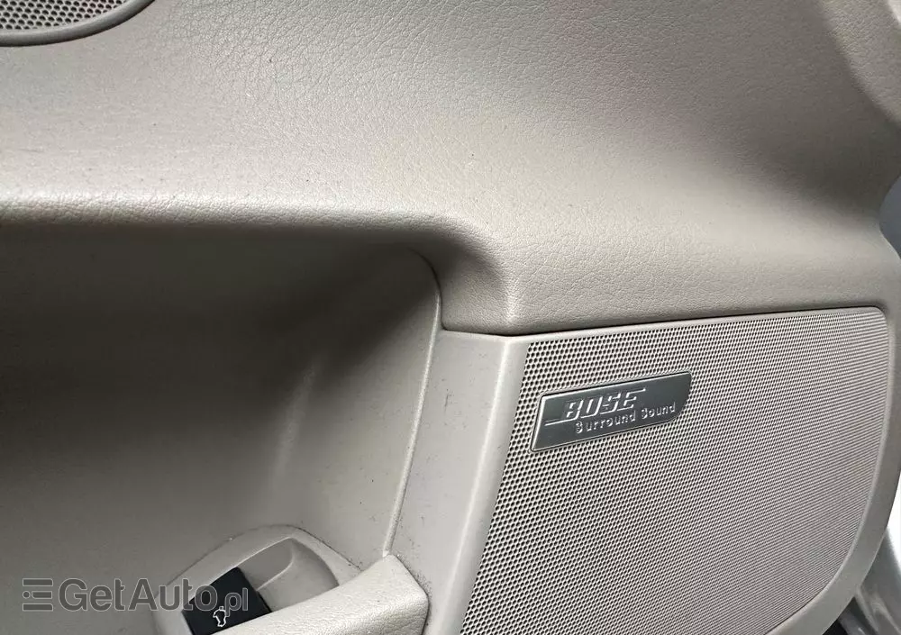 AUDI A6 Avant 4.2 quattro tiptronic