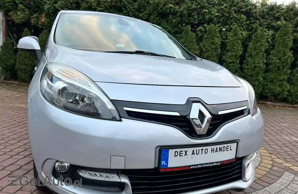 RENAULT Scenic 