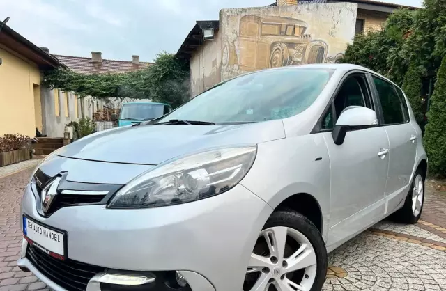 RENAULT Scenic 