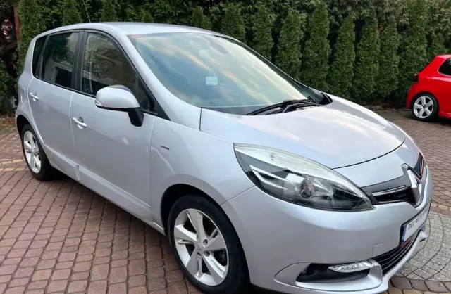RENAULT Scenic 
