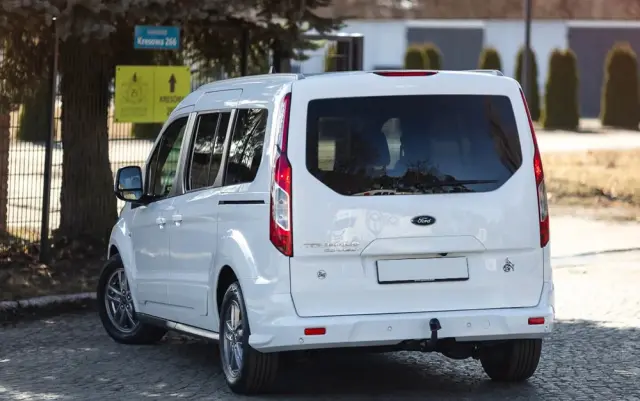 FORD Tourneo Connect Grand 