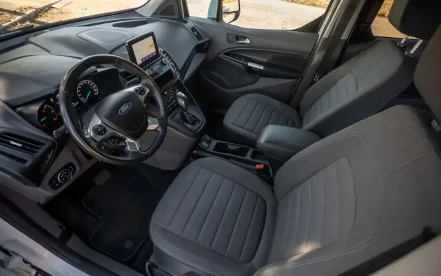 FORD Tourneo Connect Grand 