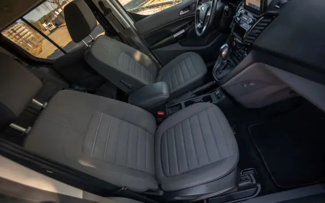 FORD Tourneo Connect Grand 