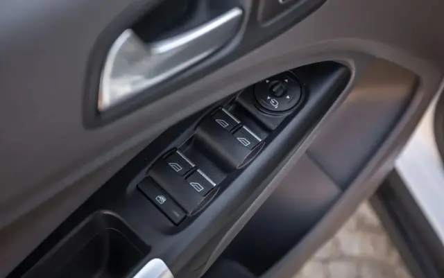 FORD Tourneo Connect Grand 