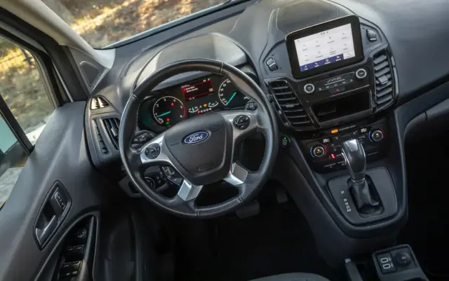 FORD Tourneo Connect Grand 