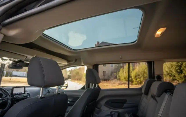 FORD Tourneo Connect Grand 