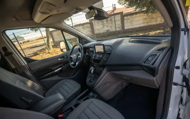 FORD Tourneo Connect Grand 