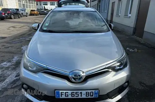 TOYOTA Auris 