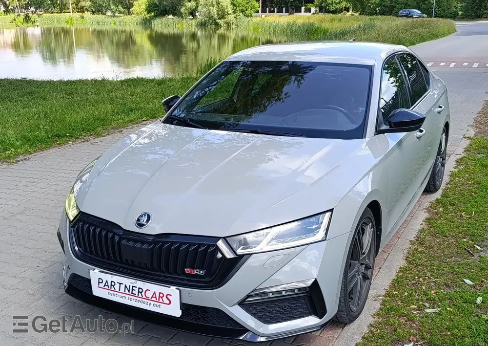 SKODA Octavia 2.0 TSI RS 245 DSG
