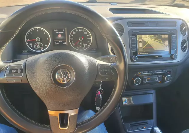 VOLKSWAGEN Tiguan 2.0 TDI DPF 4Motion DSG Life