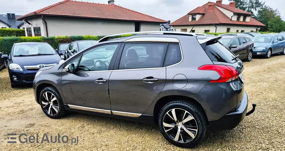 PEUGEOT 2008 120 VTI Allure