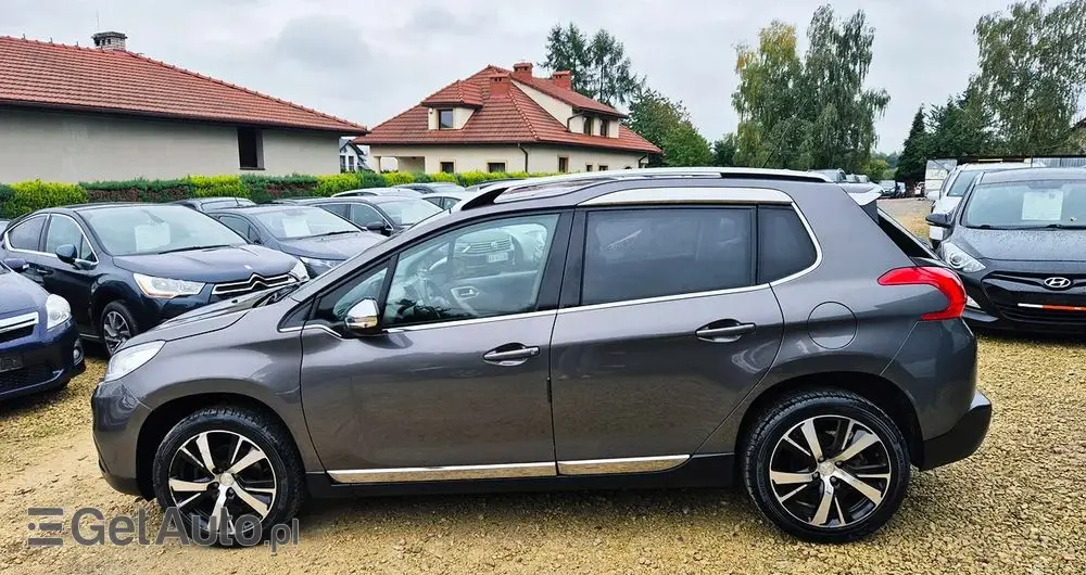 PEUGEOT 2008 120 VTI Allure