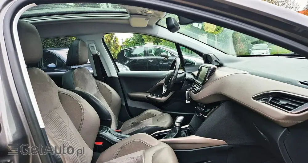 PEUGEOT 2008 120 VTI Allure