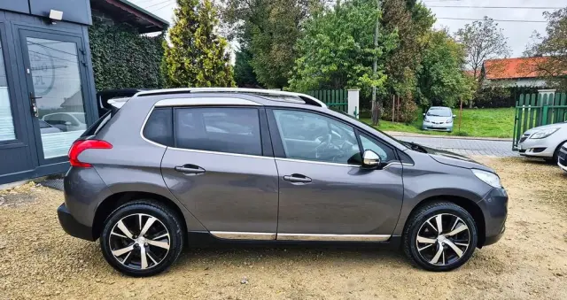 PEUGEOT 2008 120 VTI Allure