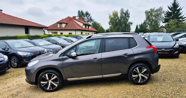 PEUGEOT 2008 120 VTI Allure
