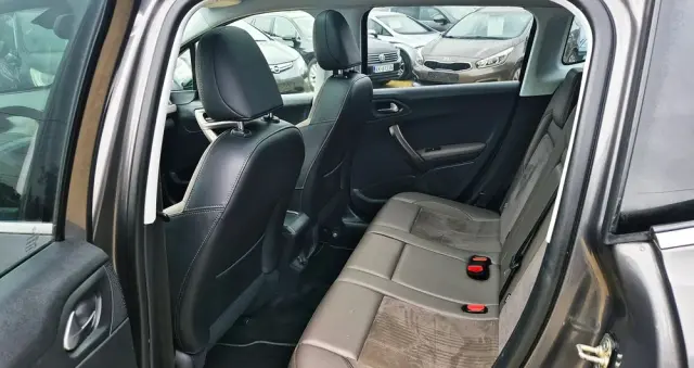 PEUGEOT 2008 120 VTI Allure