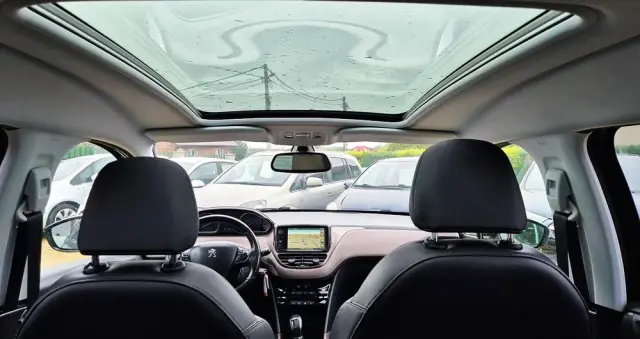 PEUGEOT 2008 120 VTI Allure