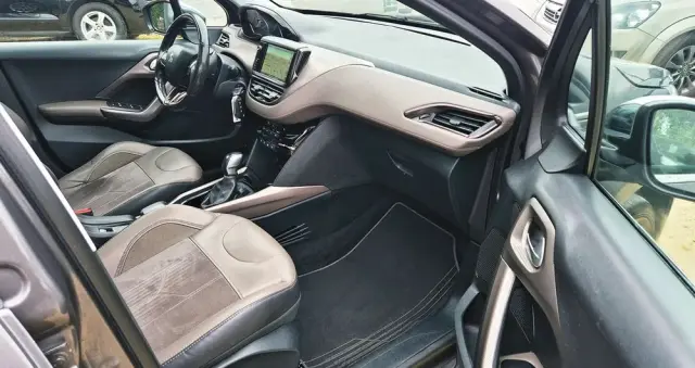 PEUGEOT 2008 120 VTI Allure