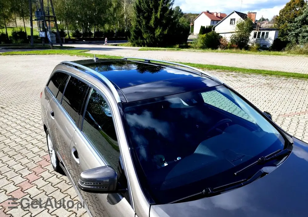 MERCEDES-BENZ Klasa E 200 CGI BlueEffICIENCY Avantgarde