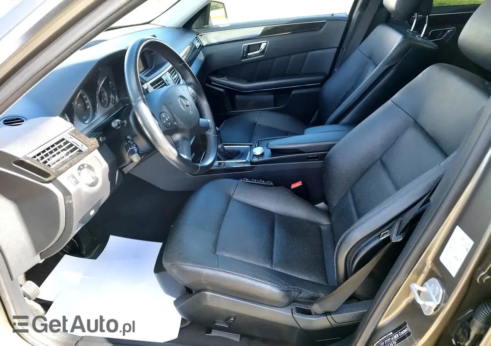 MERCEDES-BENZ Klasa E 200 CGI BlueEffICIENCY Avantgarde