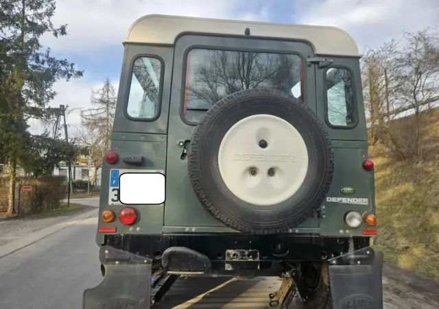 LAND ROVER Defender 90 Edition