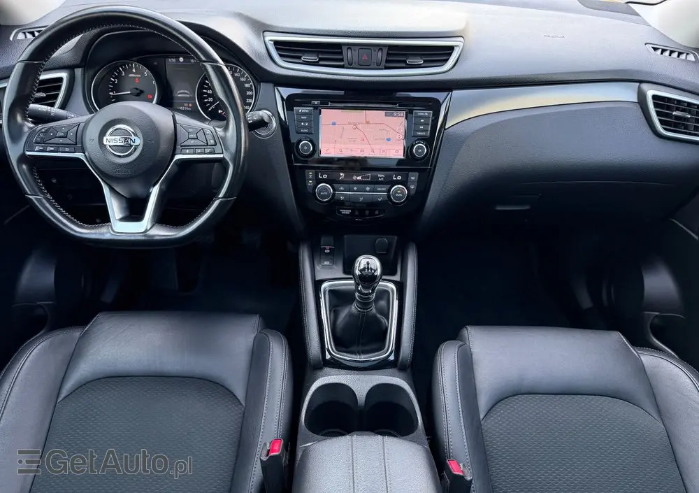 NISSAN Qashqai 1.3 DIG-T Tekna