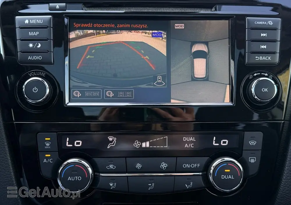 NISSAN Qashqai 1.3 DIG-T Tekna