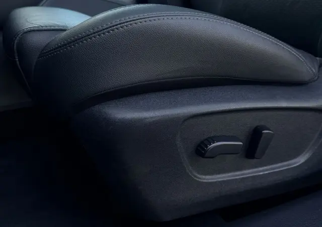 NISSAN Qashqai 1.3 DIG-T Tekna