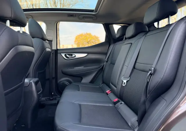 NISSAN Qashqai 1.3 DIG-T Tekna