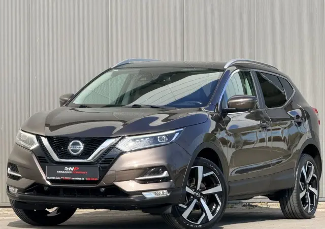 NISSAN Qashqai 1.3 DIG-T Tekna