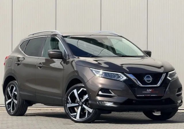 NISSAN Qashqai 1.3 DIG-T Tekna