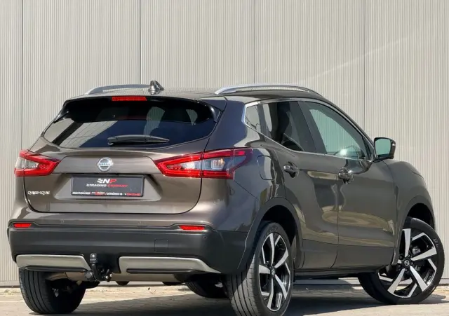 NISSAN Qashqai 1.3 DIG-T Tekna