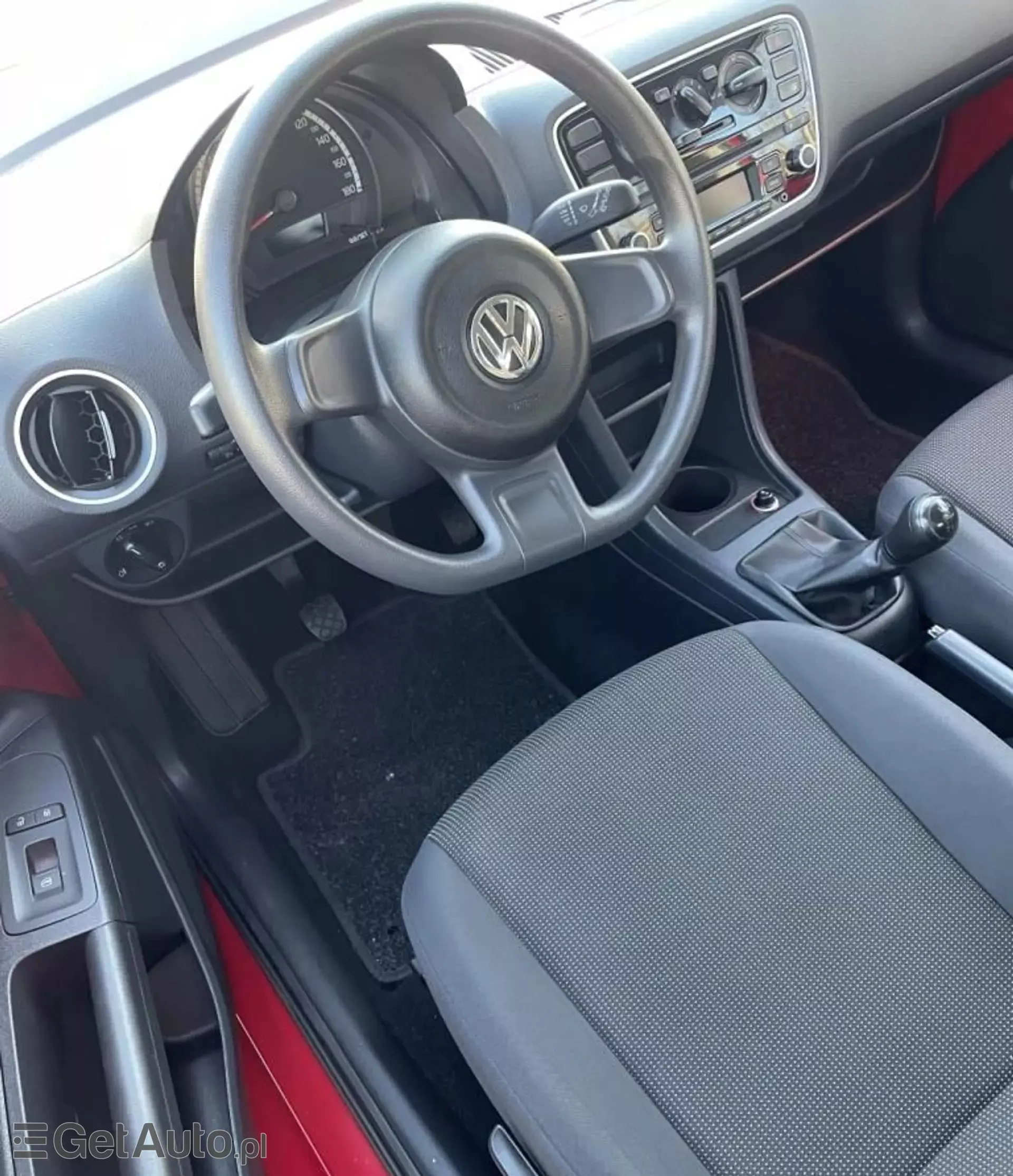 VOLKSWAGEN Up! 1.0 (60 KM)