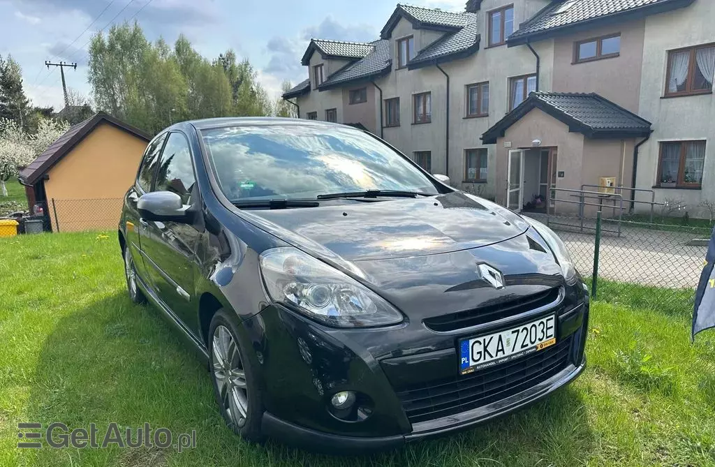 RENAULT Clio 