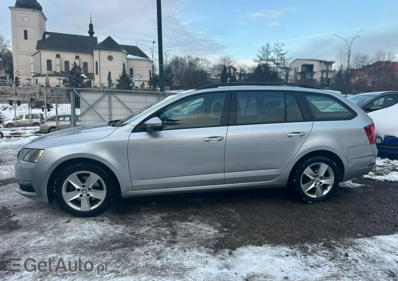 SKODA Octavia 1.0 TSI GPF Ambition