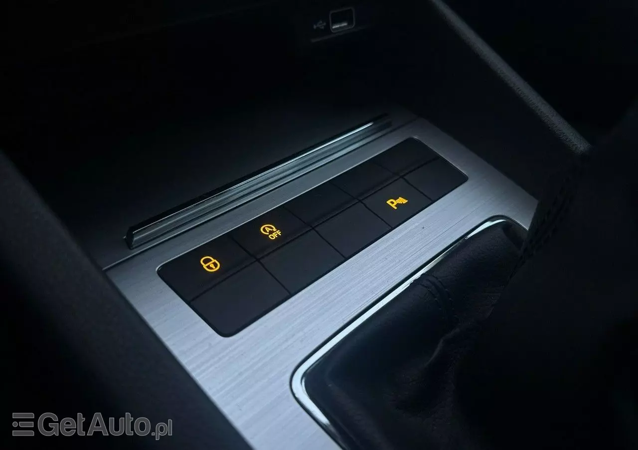 SKODA Octavia 1.0 TSI GPF Ambition