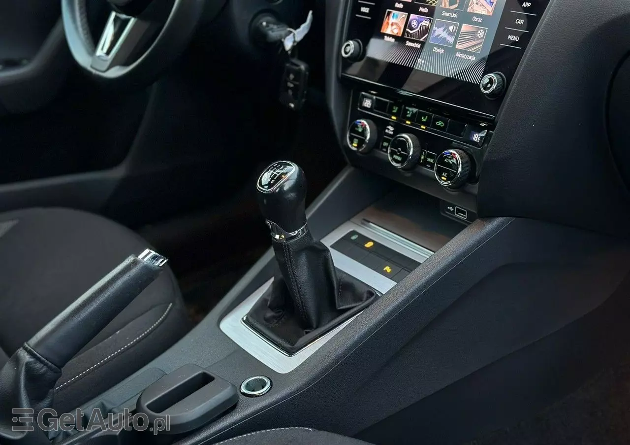 SKODA Octavia 1.0 TSI GPF Ambition