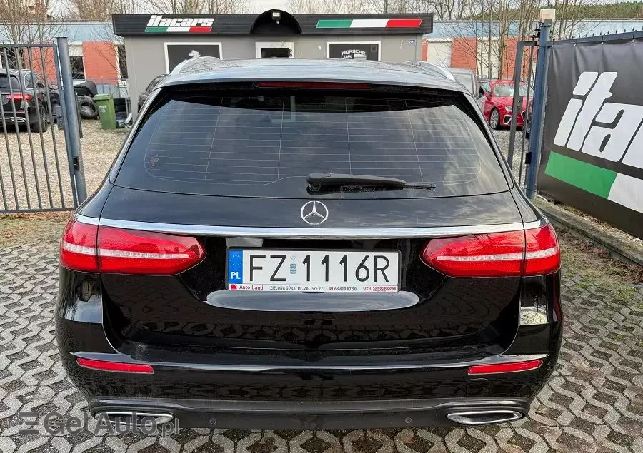 MERCEDES-BENZ Klasa E 200 d T 9G-TRONIC AMG Line
