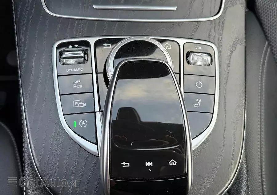 MERCEDES-BENZ Klasa E 200 d T 9G-TRONIC AMG Line