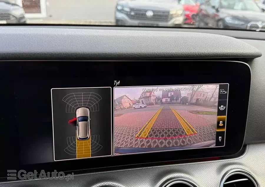 MERCEDES-BENZ Klasa E 200 d T 9G-TRONIC AMG Line