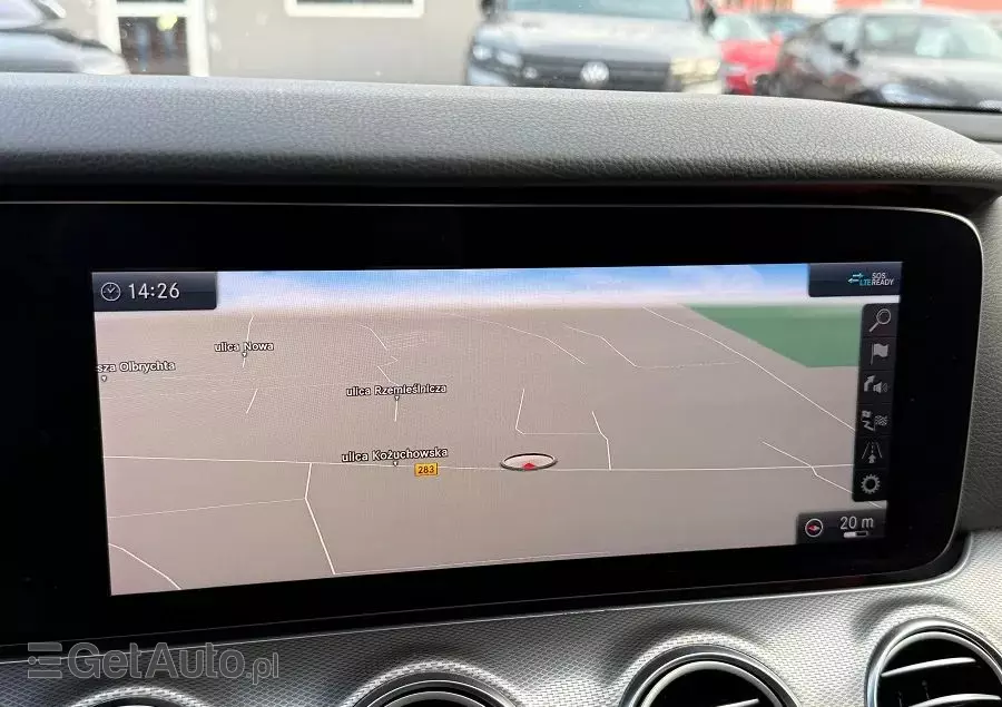 MERCEDES-BENZ Klasa E 200 d T 9G-TRONIC AMG Line