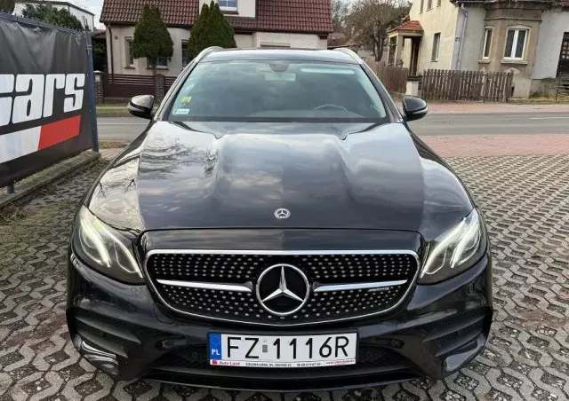 MERCEDES-BENZ Klasa E 200 d T 9G-TRONIC AMG Line