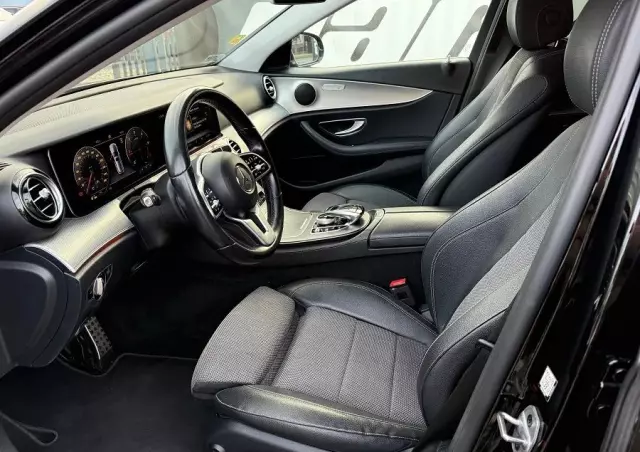 MERCEDES-BENZ Klasa E 200 d T 9G-TRONIC AMG Line