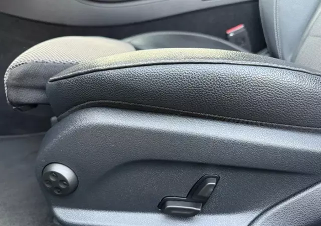 MERCEDES-BENZ Klasa E 200 d T 9G-TRONIC AMG Line