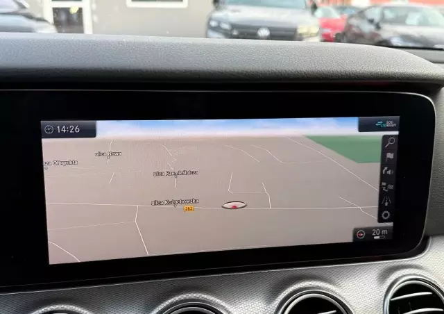 MERCEDES-BENZ Klasa E 200 d T 9G-TRONIC AMG Line