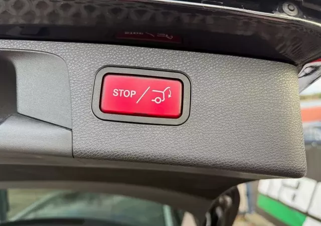 MERCEDES-BENZ Klasa E 200 d T 9G-TRONIC AMG Line